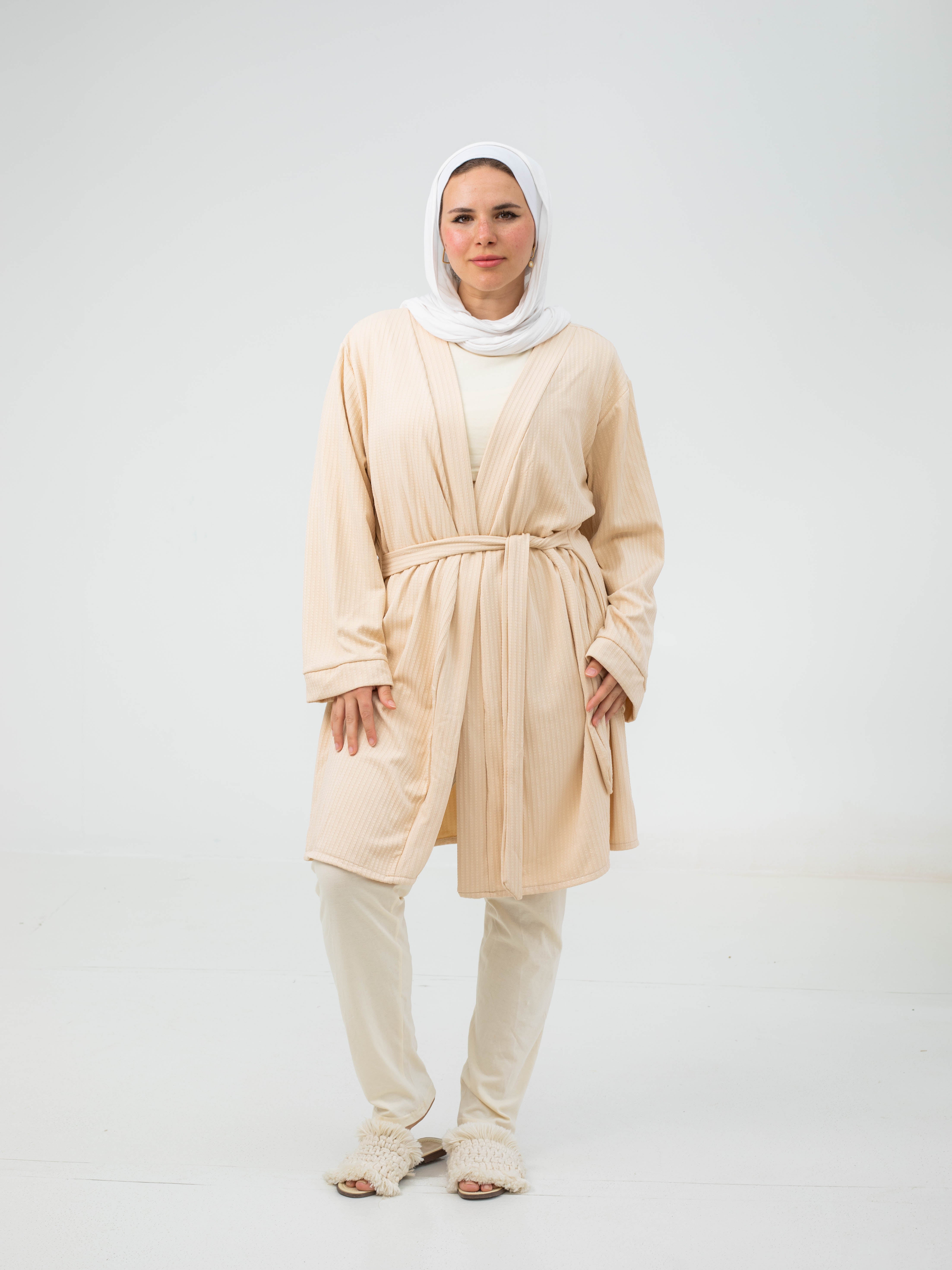بيجامة مستشفي سادة
